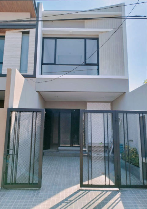 Dijual Rumah Pondok Nirwana Minimalis Modern