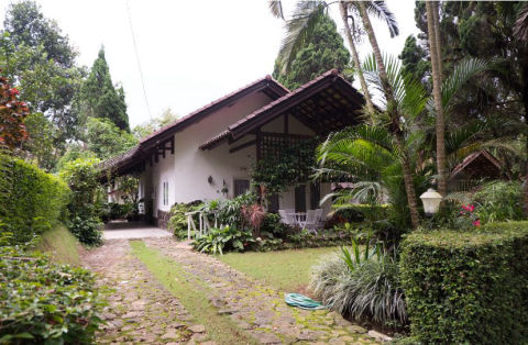 Dijual Villa Grand Trawas