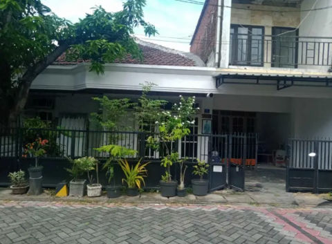 Dijual Rumah Tenggilis