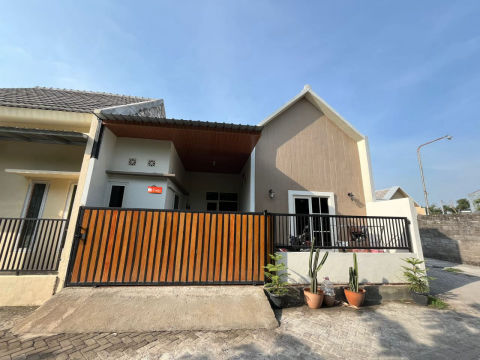 Dijual Rumah Wage Aloha Taman Sidoarjo