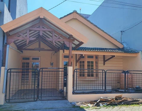 Dijual Rumah Rungkut Asri Tengah