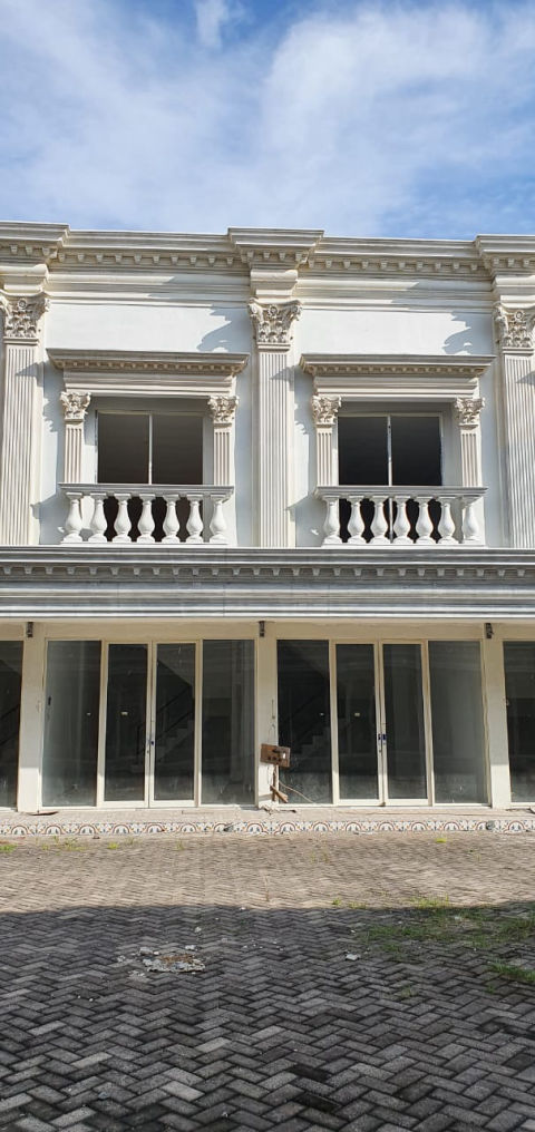 Dijual / Disewa Ruko Komersial Royal Palace