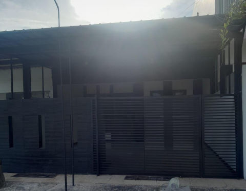 Disewa Rumah Mulyosari Tengah