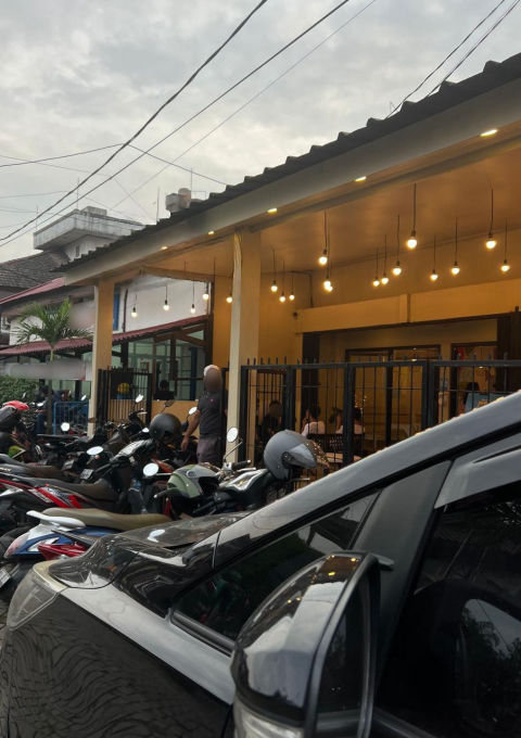 Dijual Ruko (cafe) di Pamulang, Tangerang Selatan