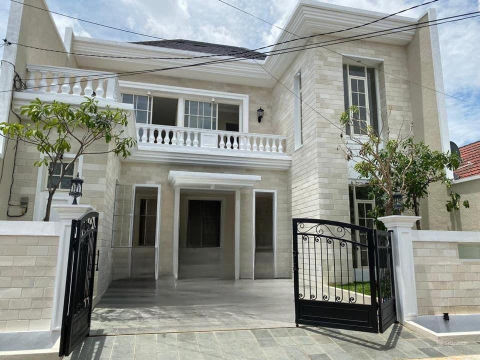 Dijual Rumah Manyar Tirtoyoso