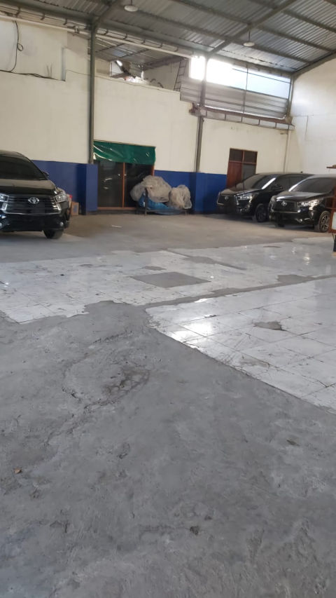 Dijual Rumah Usaha Raya Rungkut Mapan