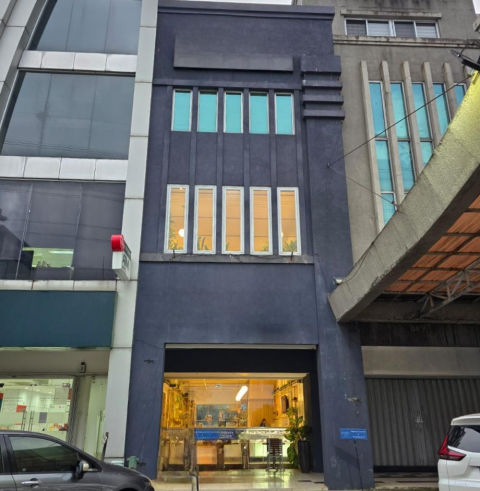 Disewa Ruko Komersial Bukit Darmo Boulevard