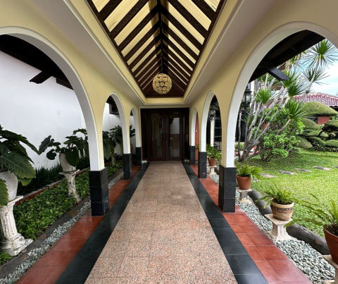 Dijual Rumah Taman Darmo Permai Selatan 1
