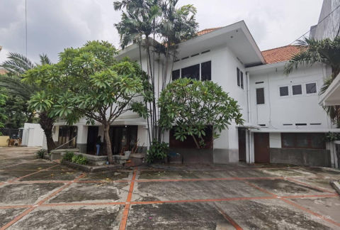 Disewa Komersial Jalan Raya Diponegoro