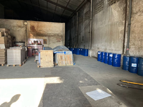 Dijual Gudang Jalan Kedung Cowek