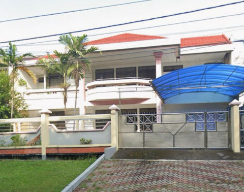 Dijual Rumah Raya Darmo Harapan
