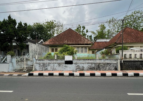 Dijual Rumah Jalan Pahlawan Magelang