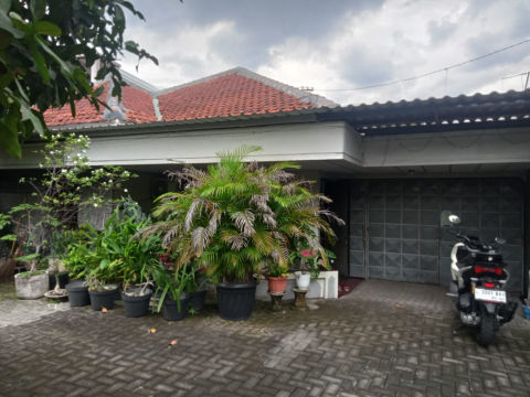 Dijual Rumah Kutisari Utara