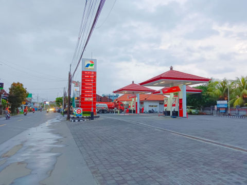 Dijual Komersial SPBU Jalan Raya Seririt Gilimanuk, Singaraja, Bali