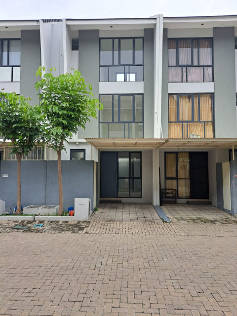 Dijual Rumah Royal Residence Cluster Serenade