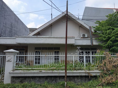 Dijual Rumah Darmo Permai Utara