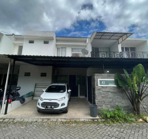 Dijual Rumah De Casa Residence