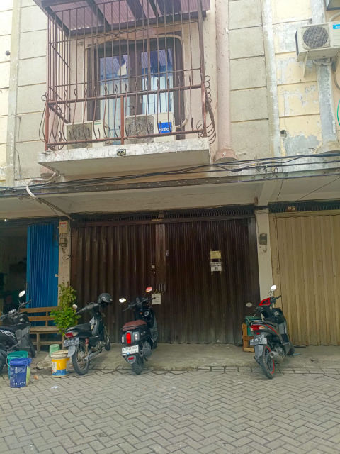 Dijual Ruko Komersial Klampis 21