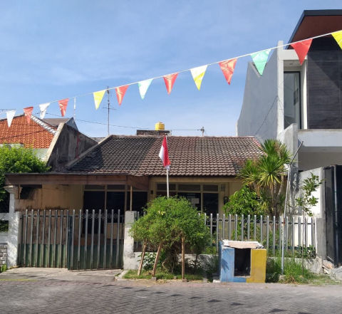 Dijual Rumah Manyar