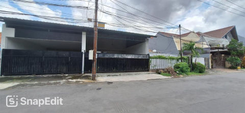 Dijual Rumah Komersial Raya Manyar Rejo