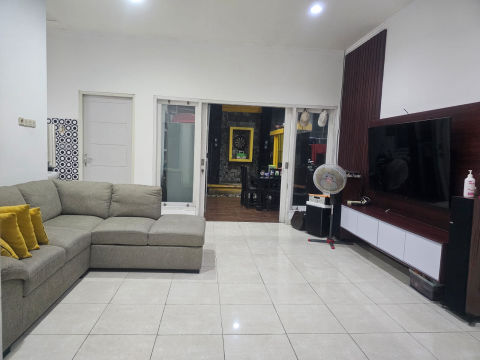Dijual Rumah Deltasari