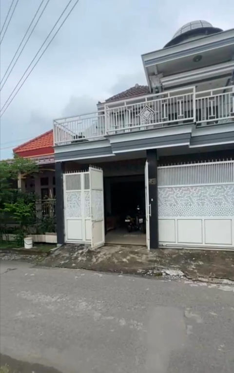 Dijual Rumah Pakal Benowo
