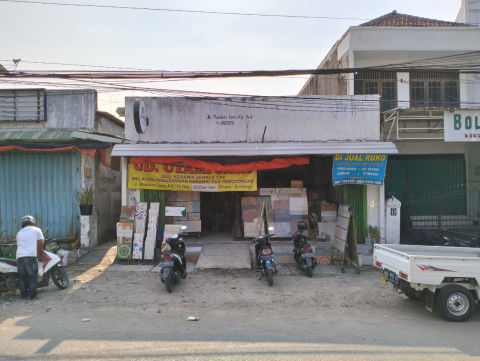 Dijual Ruko Komersial Manukan Tama