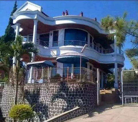 Dijual Villa Panderman Hill Batu Malang