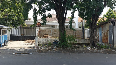 Dijual Rumah Raya Manyar Rejo