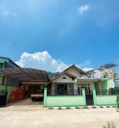 Dijual Rumah Jalan Raya Nagreg Bandung