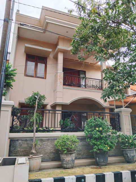 Dijual Rumah Rungkut Asri