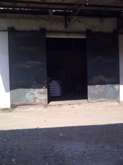 Dijual Gudang dan Kantor Perak Semampir