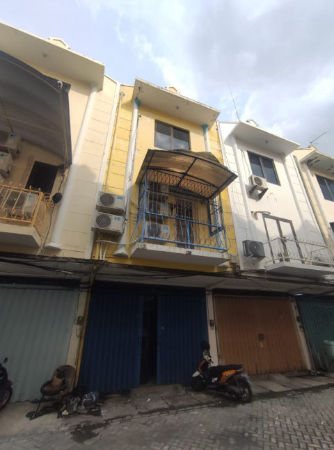 Dijual Ruko Komersial Klampis 21