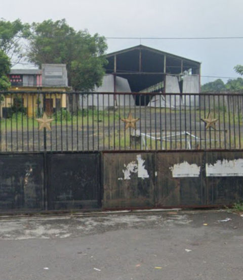 Dijual Gudang Jalan Raya Mojosari Pacet Mojokerto