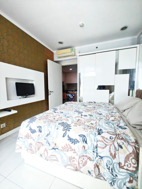 Disewa Apartemen Ciputra World Tower Via