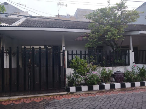 Dijual Rumah Mulyosari Tengah