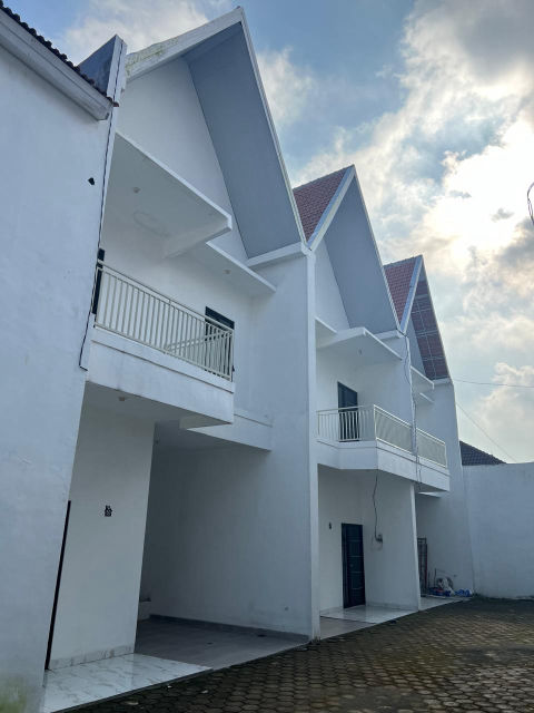 Dijual Rumah Taruna Wage Aloha Sidoarjo