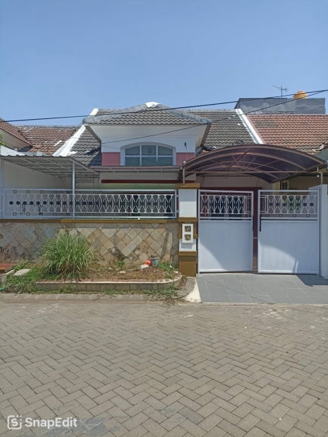 Disewa Rumah Pantai Mentari