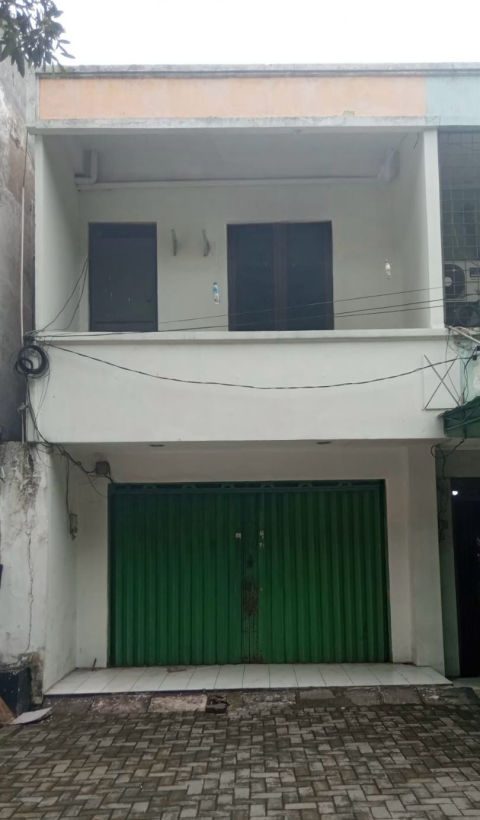 Disewa Ruko Komersial Raya Manyar