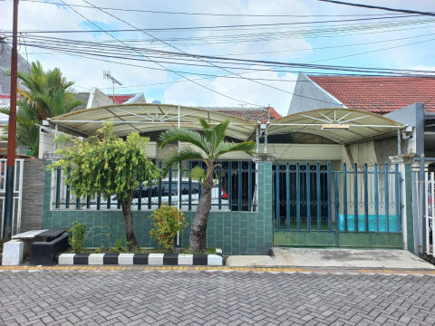 Dijual Rumah Mulyosari Tengah