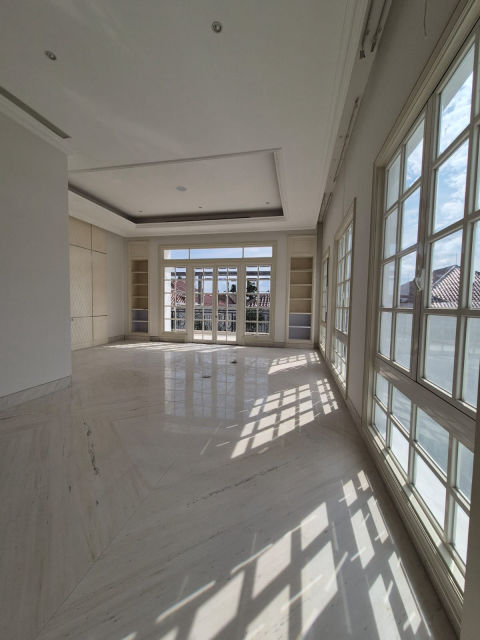 Dijual Rumah Araya