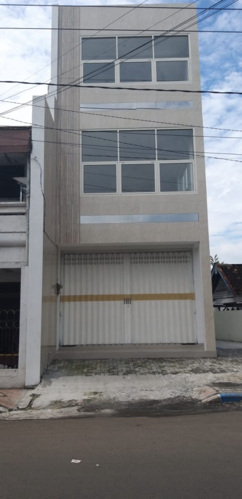 Dijual Ruko Komersial Jalan Pahlawan Probolinggo Baru Gress