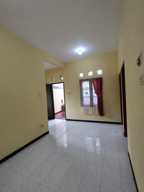 Dijual Rumah Puri Surya Jaya Cluster Taman Paris