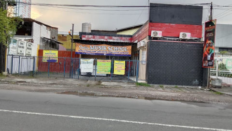 Dijual Tanah dan Bangunan Jalan Raya Dukuh Kupang