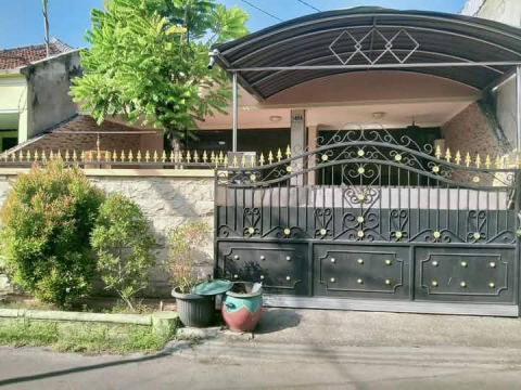 Dijual Rumah Banyu Urip Kidul