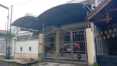 Dijual Rumah Darmo Permai Utara