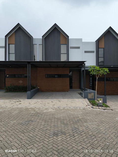 Dijual Rumah Royal Residence Cluster Hereford