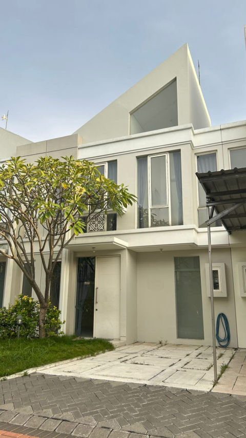 Dijual / Disewa Rumah Grand Pakuwon Cluster Adelaide
