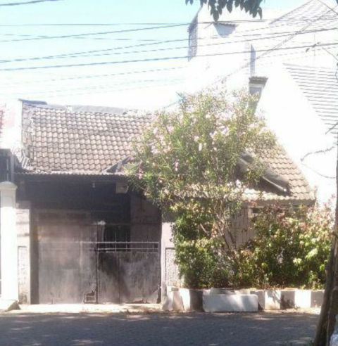 Dijual Rumah Raya Wiguna Timur