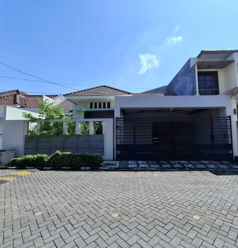 Dijual Rumah Nirwana Eksekutif